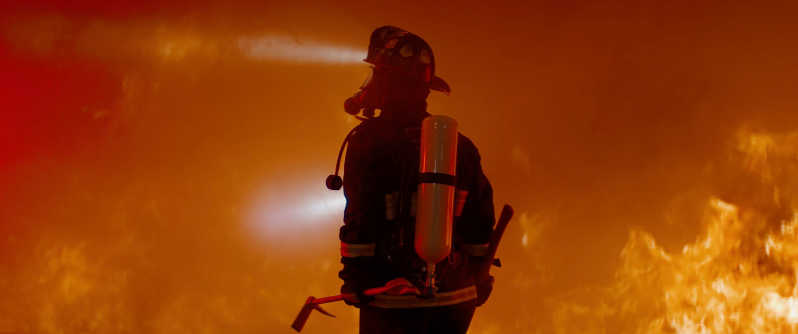 worksite_wellness_Fire_fighter_smoke